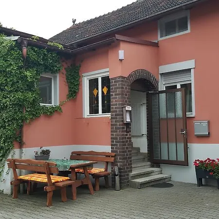 Holzgarten Gasthof 3*