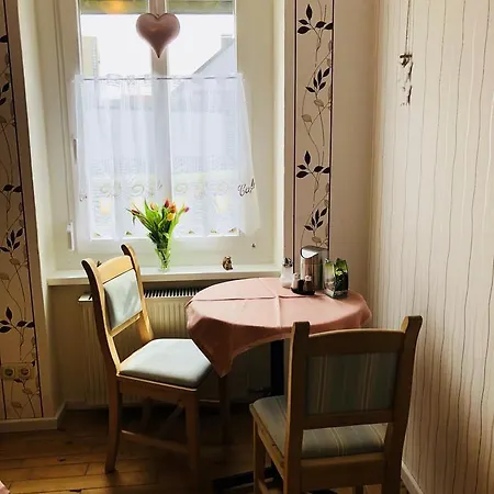 Holzgarten 3* רגנסבורג